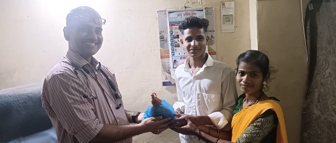 chicken gift to dr.girish gaikwad